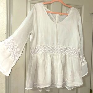 White bell sleeve shirt: Sweet Magnolia, size unknown (fits like a L)